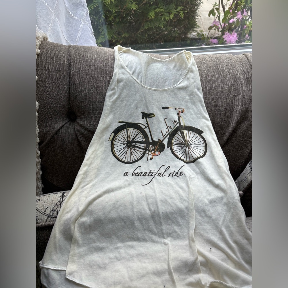 Off white graphic tank top size small